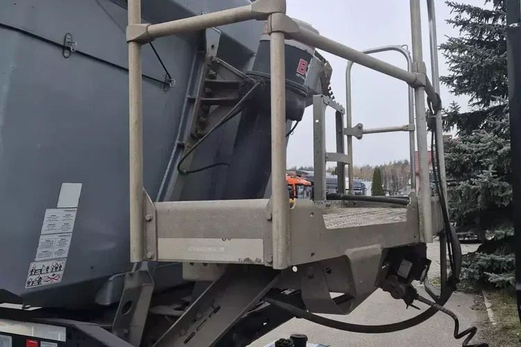 Schwarzmuller Wywrotka zdjęcie 8