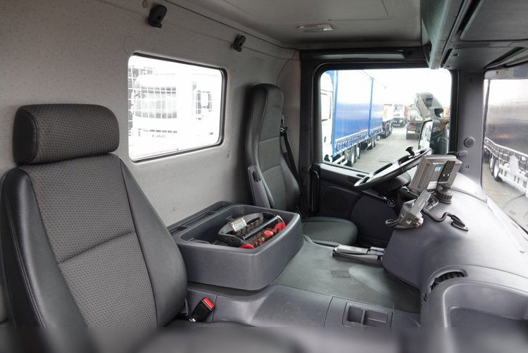 Scania P 450 / 8x4 / HDS PALFINGER PK 23002 / SKRZYNIOWY - 7 metr / EURO 6 / STEROWANIE RADIOWE zdjęcie 50