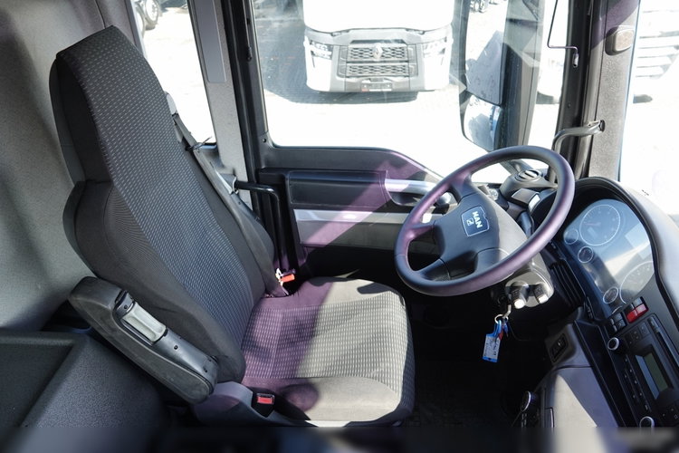 MAN TGS 35.440 / 8x4 / WYWROTKA / TYLNOZSYP / HYDROKLAPA zdjęcie 32