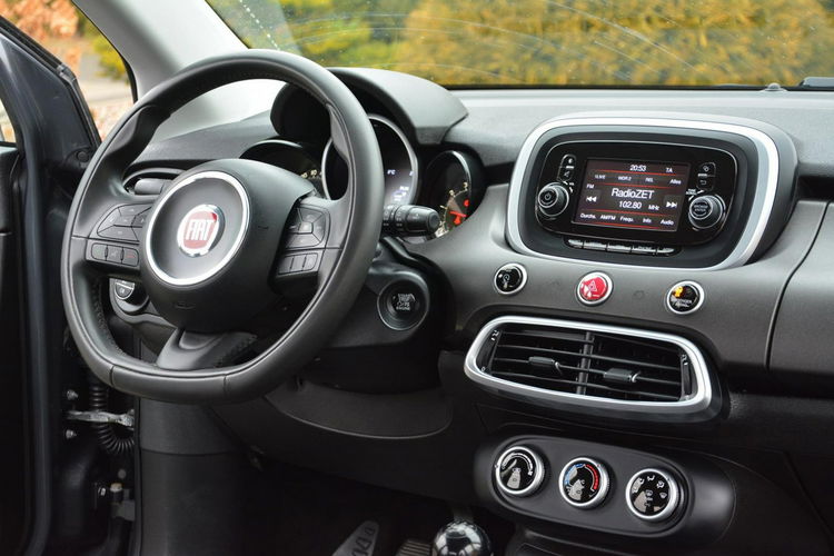 Fiat 500x 1.4 MultiAir(140KM) Skóry Klimatronic Parktronic Alu17 zdjęcie 20