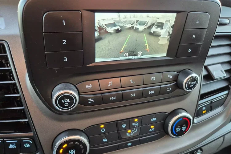 Ford Transit L3H2 69999zł NETTO 2.0 TdCi/131KM zdjęcie 23