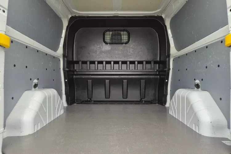 Ford Transit Custom L2H1 79999zł NETTO Brygadówka 6 osób 2.0TdCi/131KM zdjęcie 13