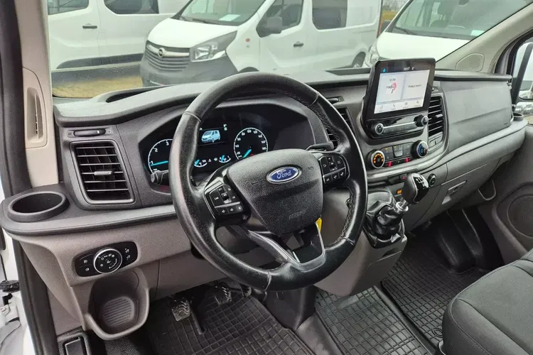 Ford Transit Custom L2H1 79999zł NETTO Brygadówka 6 osób 2.0TdCi/131KM zdjęcie 17