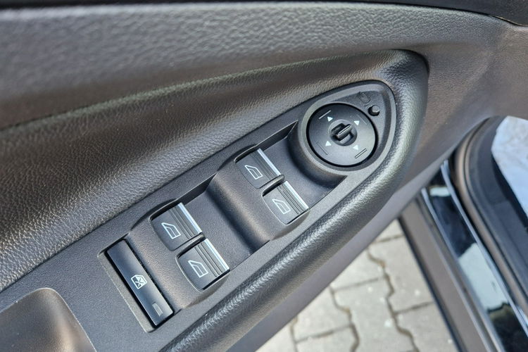 Ford Kuga Bezwypadkowy Automat AsystentParkowania SzybaPodgrzewana Key-Less zdjęcie 13