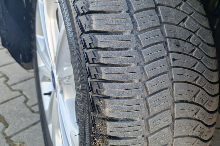 Ford Kuga Bezwypadkowy Automat AsystentParkowania SzybaPodgrzewana Key-Less zdjęcie 3