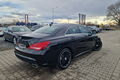 samochód osobowy Mercedes zdjęcie 2