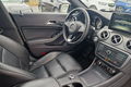 samochód osobowy Mercedes zdjęcie 32