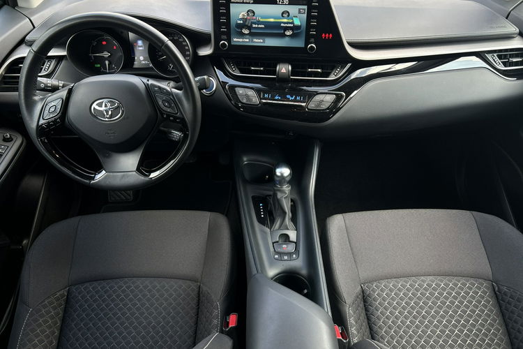 Toyota C-HR 1.8 HSD 122KM COMFORT, salon Polska, gwarancja, FV23% zdjęcie 9