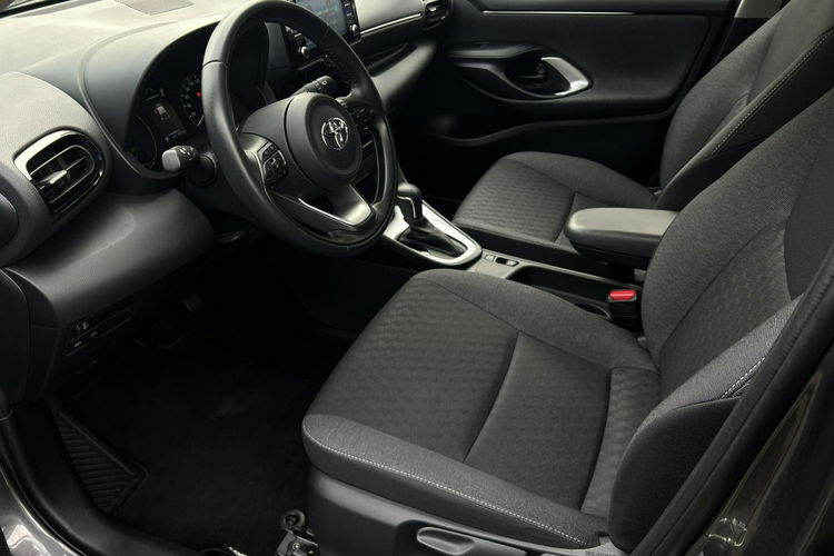 Toyota Yaris 1.5 HSD 116KM COMFORT, salon Polska, gwarancja, FV23% zdjęcie 10