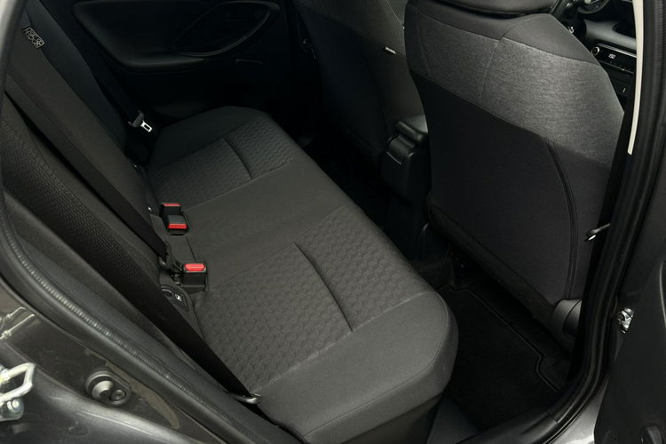 Toyota Yaris 1.5 HSD 116KM COMFORT, salon Polska, gwarancja, FV23% zdjęcie 13