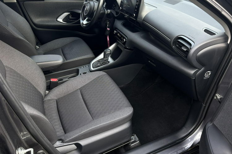 Toyota Yaris 1.5 HSD 116KM COMFORT TECH, salon Polska, gwarancja, FV23% zdjęcie 14