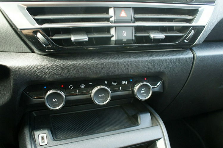 Citroen C4 zdjęcie 25