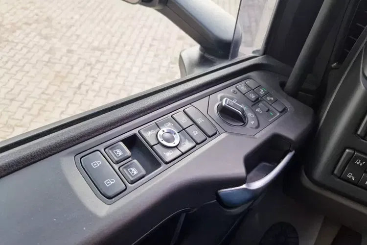 Scania R 500 A4x2LA zdjęcie 17