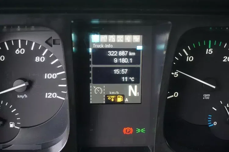 Mercedes ANTOS / 2535 / EURO 6 / CHŁODNIA + WINDA / 23 PALETY / OŚ SKRĘTNA zdjęcie 12