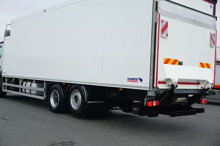 Mercedes ANTOS / 2535 / EURO 6 / CHŁODNIA + WINDA / 23 PALETY / OŚ SKRĘTNA zdjęcie 21