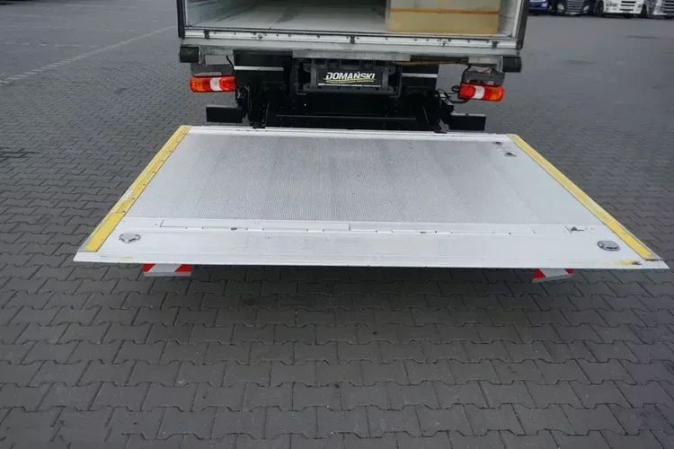 Mercedes ANTOS / 2535 / EURO 6 / CHŁODNIA + WINDA / 23 PALETY / OŚ SKRĘTNA zdjęcie 24