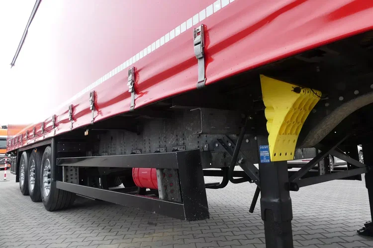 Schmitz FIRANKA / STANDARD / OŚ PODNOSZONA / zdjęcie 19