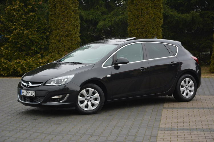 Opel Astra Lift bi-Xenon Led Duża Navi Szyberdach Skóry 2xParktronic Chromy zdjęcie 11