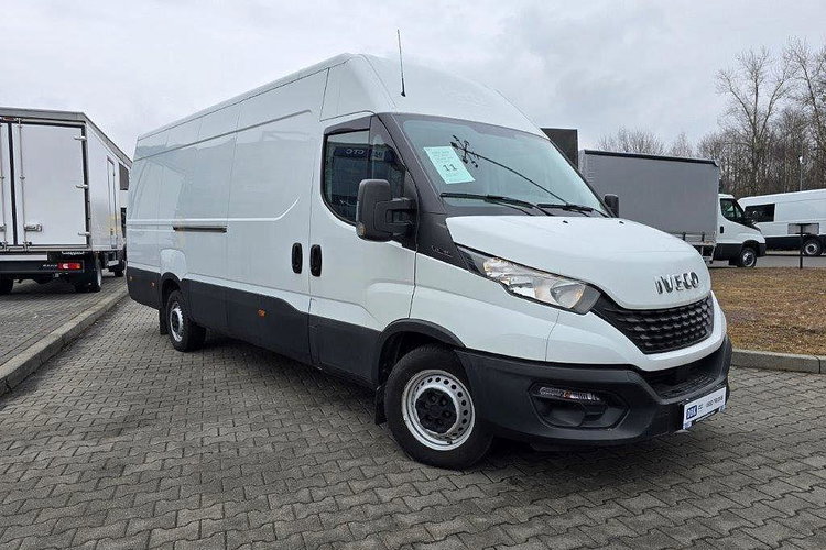 Iveco DAILY 35S18 zdjęcie 2