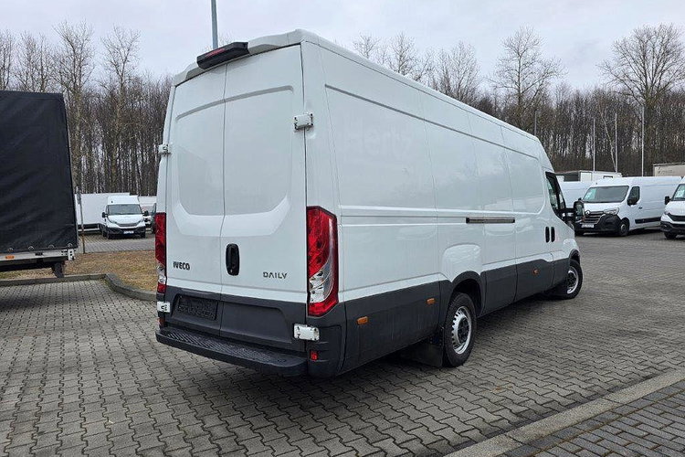 Iveco DAILY 35S18 zdjęcie 3