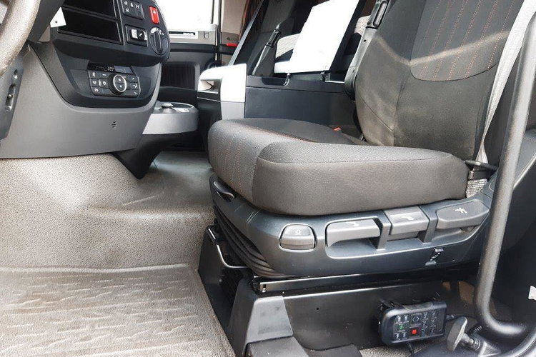 DAF XF 480 FAR/ZSP zdjęcie 6