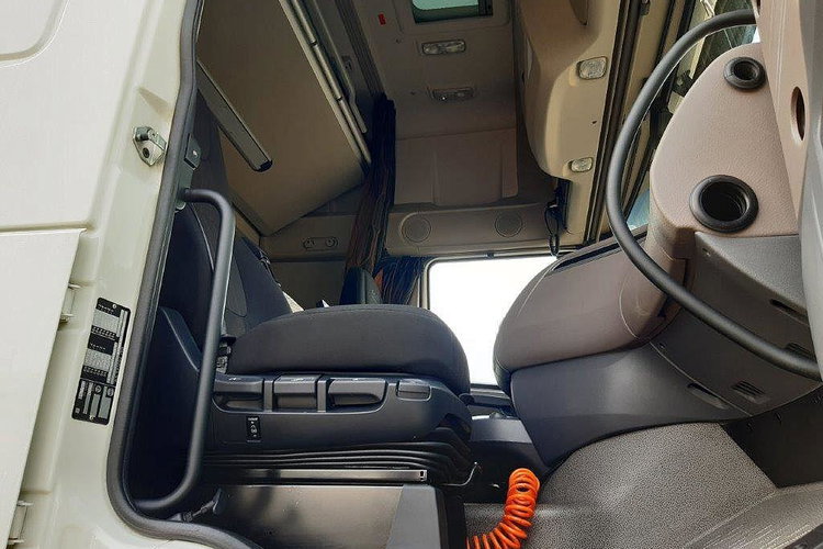 DAF XF 480 FAR/ZSP zdjęcie 7