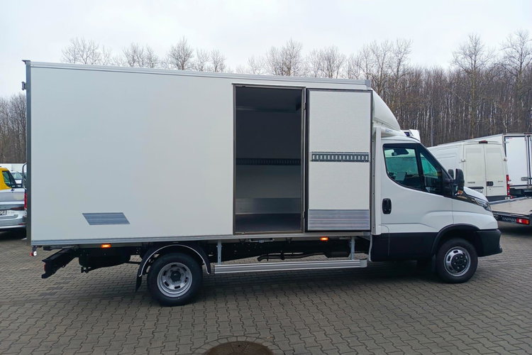 Iveco Daily 50C18HA8Z zdjęcie 17