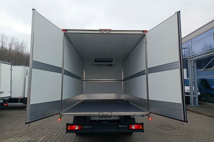 Iveco Daily 50C18HA8Z zdjęcie 18