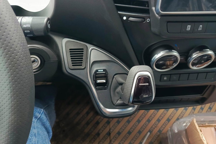 Iveco Daily 50C18HA8Z zdjęcie 2