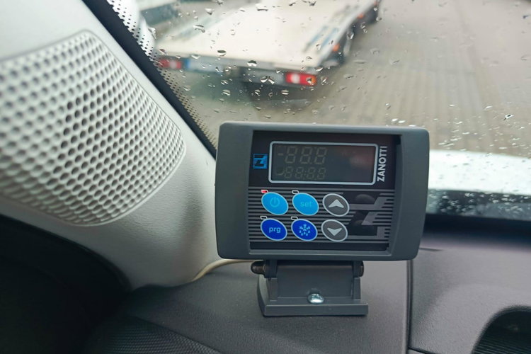 Iveco Daily 50C18HA8Z zdjęcie 3