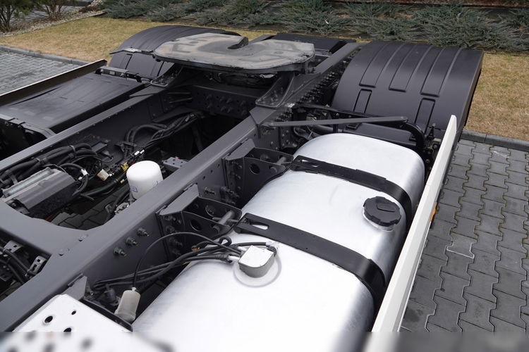 Volvo FH 460 / SPROWADZONY / MAŁY PRZEBIEG / PO KONTRAKCIE SERWISOWYM  zdjęcie 13
