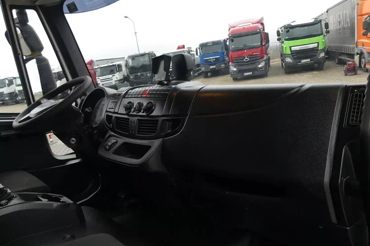 Iveco EURO CARGO 120-220 / KONTENER 7.30 + WINDA / EURO 6 / NISKI PRZEBIEG / zdjęcie 34