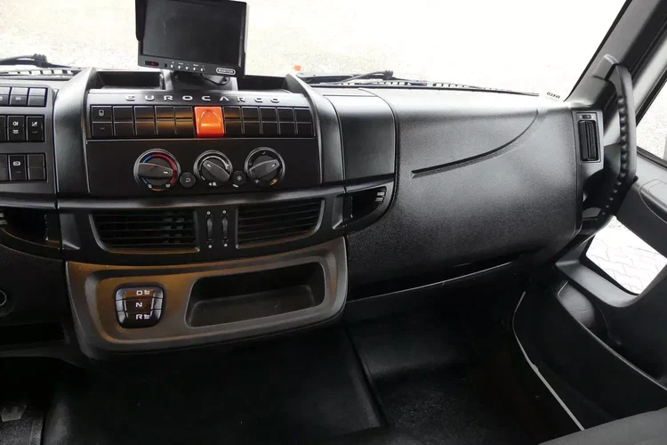 Iveco EURO CARGO 120-220 / KONTENER 7.30 + WINDA / EURO 6 / NISKI PRZEBIEG / zdjęcie 36