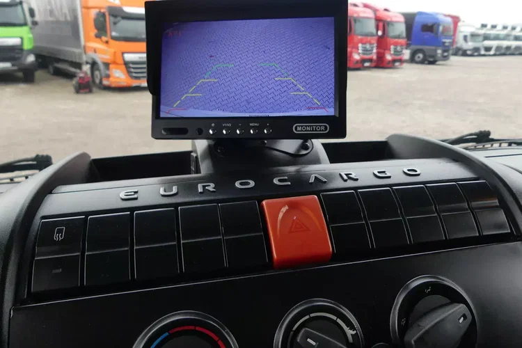 Iveco EURO CARGO 120-220 / KONTENER 7.30 + WINDA / EURO 6 / NISKI PRZEBIEG / zdjęcie 37