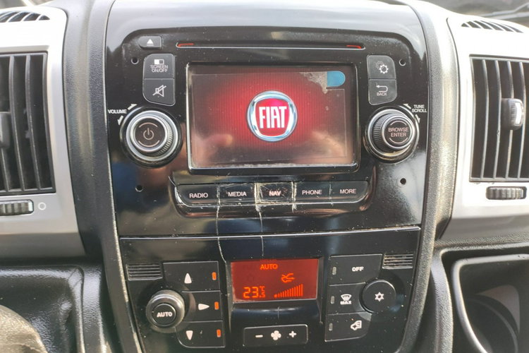 Fiat Ducato Salon Polski, 6-cio osobowy, 393cm długość paki zdjęcie 13