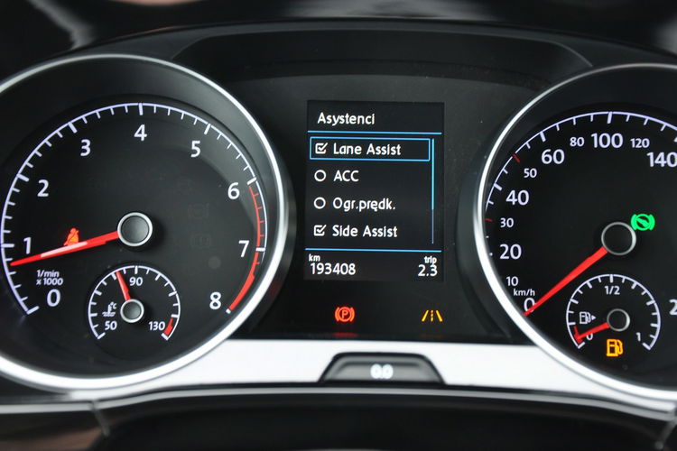 Volkswagen Touran 1.5TSI 150KM DSG Highline 7os Kamera El.Klapa Hak Podgrz.Szyba SalonPL zdjęcie 21