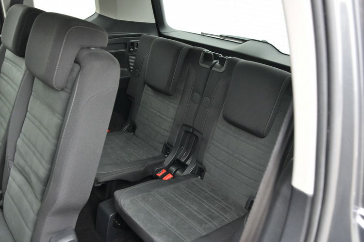 Volkswagen Touran 1.5TSI 150KM DSG Highline 7os Kamera El.Klapa Hak Podgrz.Szyba SalonPL zdjęcie 25