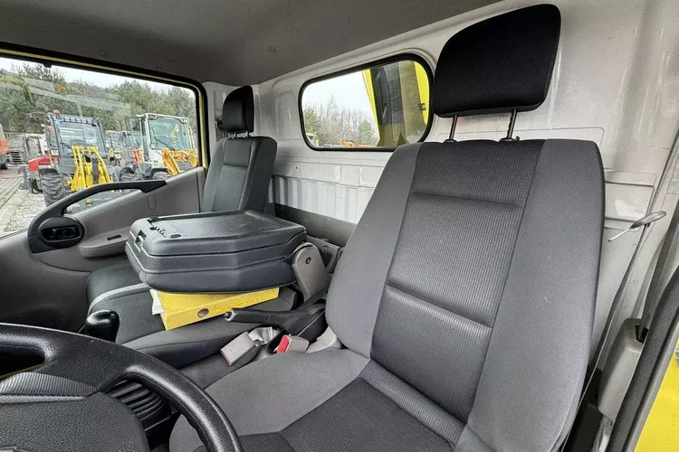 Nissan Cabstar zdjęcie 12