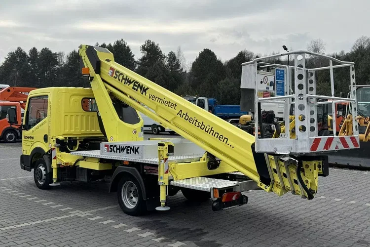 Nissan Cabstar zdjęcie 4