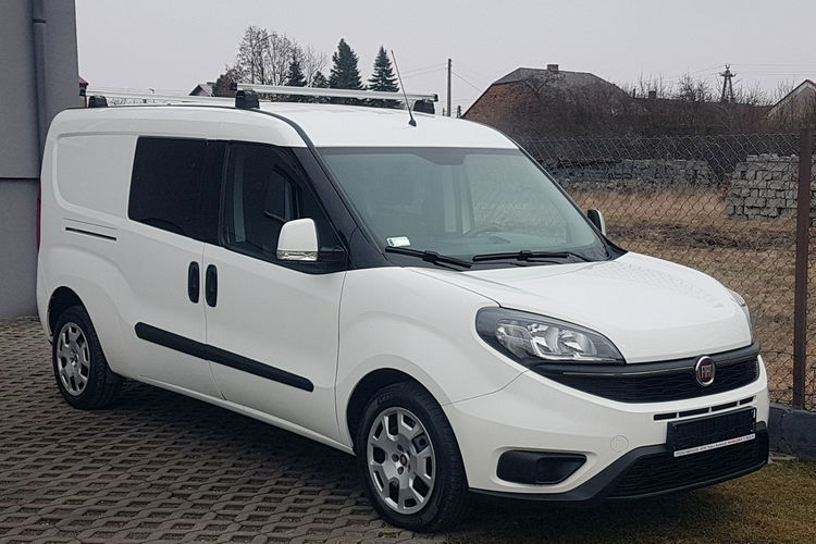 Fiat Doblo MAXI 5 OSÓB DŁUGI KLIMA 6-BIEGÓW KRAJOWY I-WŁAŚCICIEL FAKTURA VAT zdjęcie 1