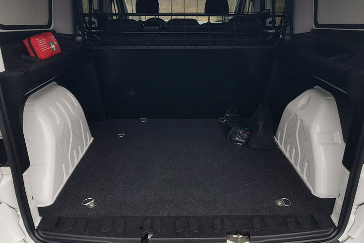 Fiat Doblo MAXI 5 OSÓB DŁUGI KLIMA 6-BIEGÓW KRAJOWY I-WŁAŚCICIEL FAKTURA VAT zdjęcie 17