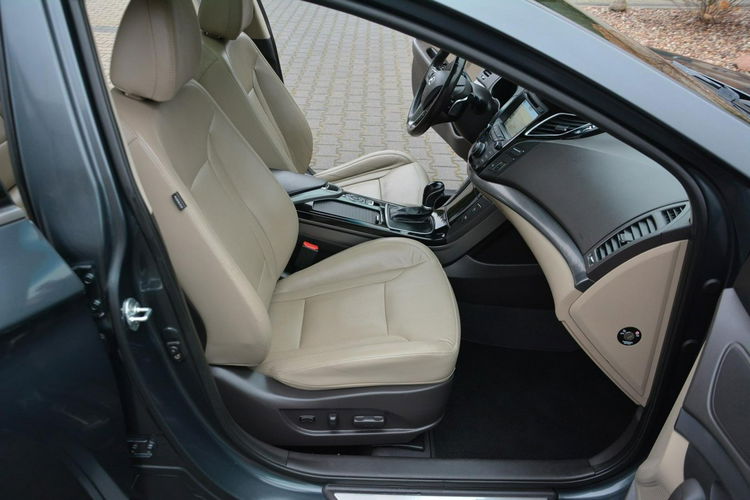 Hyundai i40 Lift Premium Skóry bi-Xenon Ledy Panorama Navi Wentylacja EL.Klapa zdjęcie 16