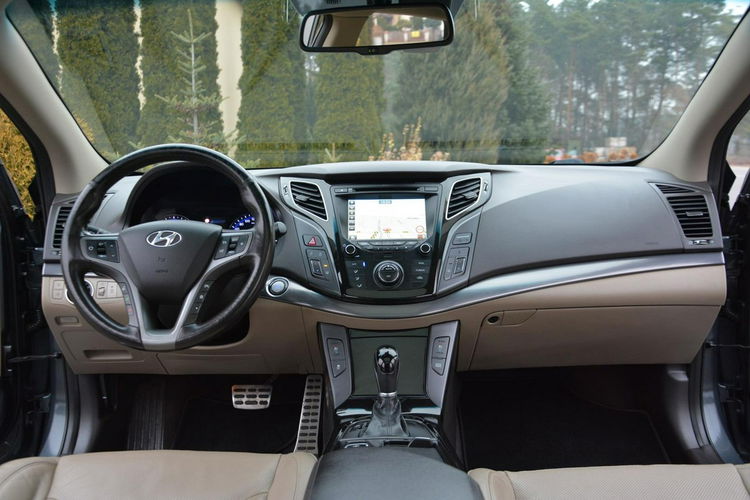 Hyundai i40 Lift Premium Skóry bi-Xenon Ledy Panorama Navi Wentylacja EL.Klapa zdjęcie 24