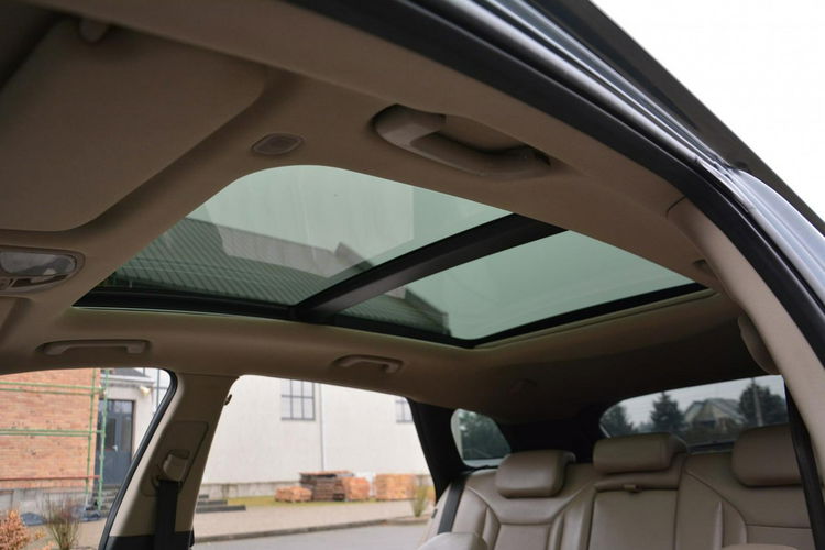 Hyundai i40 Lift Premium Skóry bi-Xenon Ledy Panorama Navi Wentylacja EL.Klapa zdjęcie 31