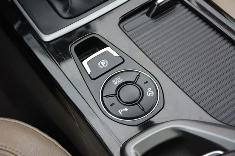 Hyundai i40 Lift Premium Skóry bi-Xenon Ledy Panorama Navi Wentylacja EL.Klapa zdjęcie 36