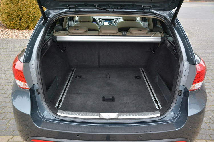 Hyundai i40 Lift Premium Skóry bi-Xenon Ledy Panorama Navi Wentylacja EL.Klapa zdjęcie 37