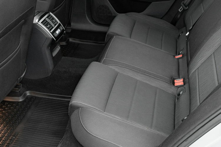 Skoda Superb WU5307H#1.5 TSI Ambition DSG Podgrz.f kier szyba Salon PL VAT23% zdjęcie 26