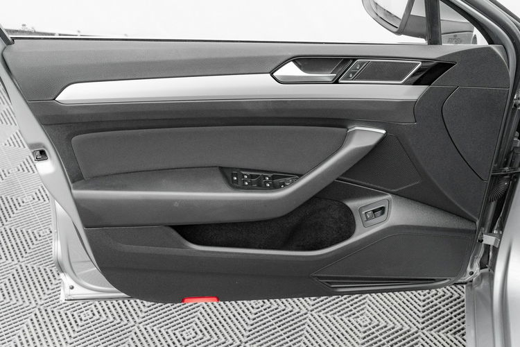 Volkswagen Passat WD8203H# 2.0 TDI Comfortline Podgrz.f 3 stref klima Salon PL VAT23% zdjęcie 12