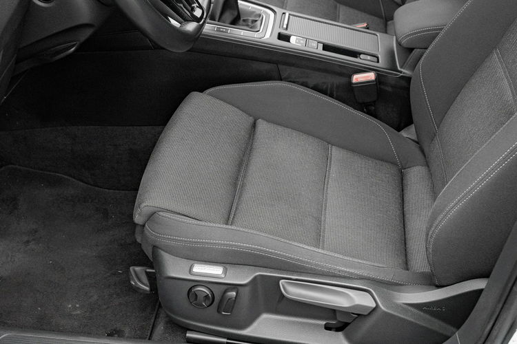 Volkswagen Passat WD8203H# 2.0 TDI Comfortline Podgrz.f 3 stref klima Salon PL VAT23% zdjęcie 13