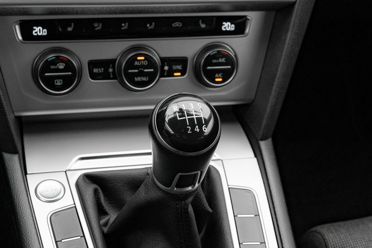 Volkswagen Passat WD8203H# 2.0 TDI Comfortline Podgrz.f 3 stref klima Salon PL VAT23% zdjęcie 20